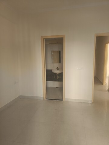 3 BHK Apartment For Sale in Amrapali Silicon City, Sector 76