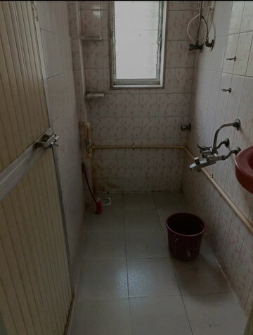 Attached Bathroom in 1 BHK Apartment at Mangalya Andheri East, Andheri East – for Rent
