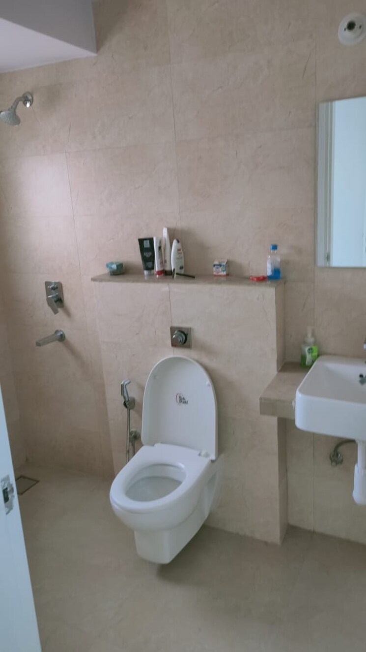 Bathroom, atharv-rosewood 2 Bedroom 812 Sq.Ft. Apartment In Vile Parle East Mumbai 7933151