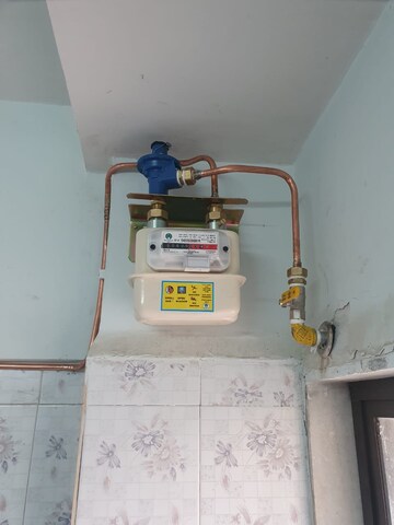 Furnished Amenities in 1 BHK Apartment at Raunak Heights, Ghodbunder Road – for Rent