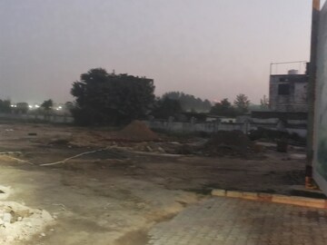Plot Area in  Plot at Sector 40 – for Sale