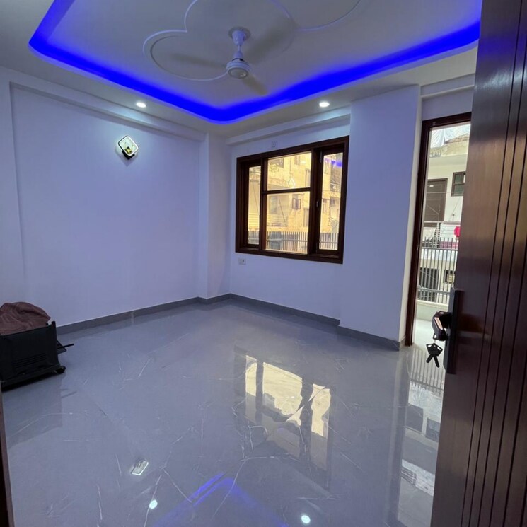 Room, panchsheel vihar 4 Bedroom 140 Sq.Yd. Builder Floor In Panchsheel Vihar Delhi 7933218