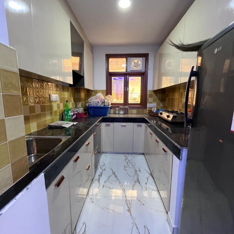 Kitchen, panchsheel vihar 4 Bedroom 140 Sq.Yd. Builder Floor In Panchsheel Vihar Delhi 7933218