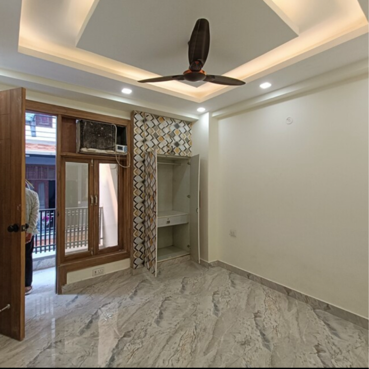 Room, panchsheel vihar 3 Bedroom 110 Sq.Yd. Builder Floor In Panchsheel Vihar Delhi 7933227