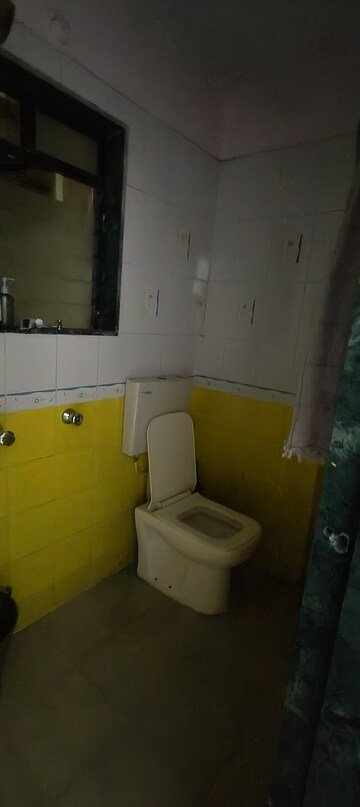 Bathroom in 2 BHK Apartment at SM Residency Kharghar, Sector 13 – for Sale