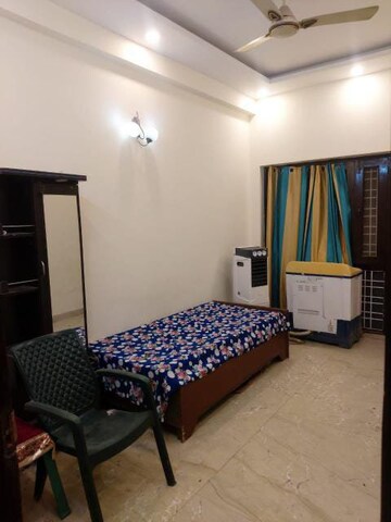 Bedroom in 3 BHK Builder Floor at Chattarpur – for Rent