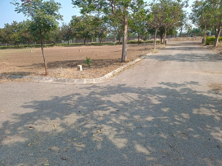 undefined, silver-city-kothur  200 Sq.Yd. Plot In Kothur Hyderabad 7933281