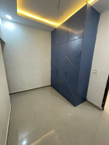 Furnished Amenities in 3.5 BHK Apartment at Jaypee Kalypso Court, Sector 128 – for Rent