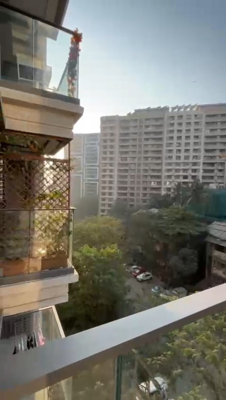 Exterior View, rustomjee-seasons 6 Bedroom 4567 Sq.Ft. Penthouse In Bandra East Mumbai 7933384