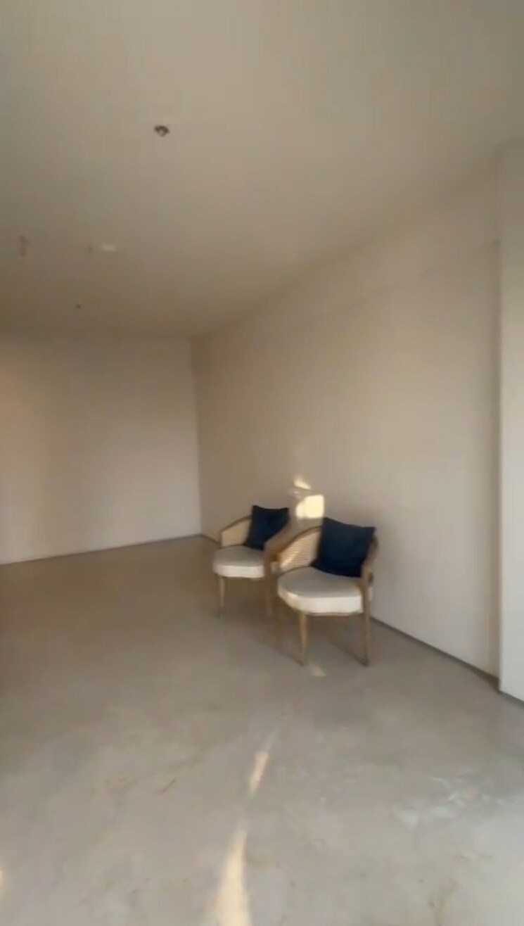 Bathroom, rustomjee-seasons 6 Bedroom 4567 Sq.Ft. Penthouse In Bandra East Mumbai 7933384