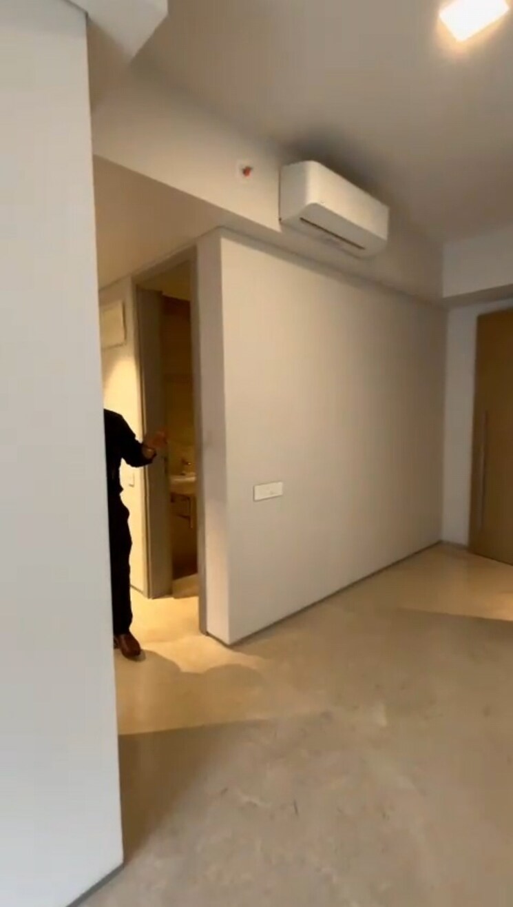 Room, rustomjee-seasons 6 Bedroom 4567 Sq.Ft. Penthouse In Bandra East Mumbai 7933384