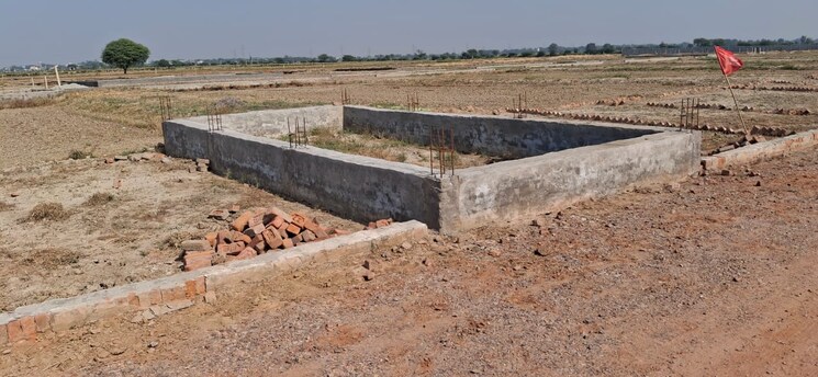 undefined, upsidc site b  100 Sq.Yd. Plot In Upsidc Site B Greater Noida 7933355