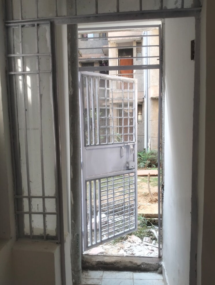 Balcony, maxblis-white-house 2 Bedroom 1185 Sq.Ft. Apartment In Sector 75 Noida 7933388