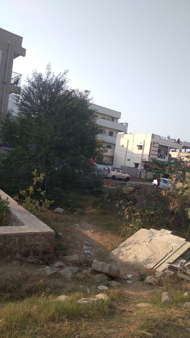 Plot For Sale in Good Property 