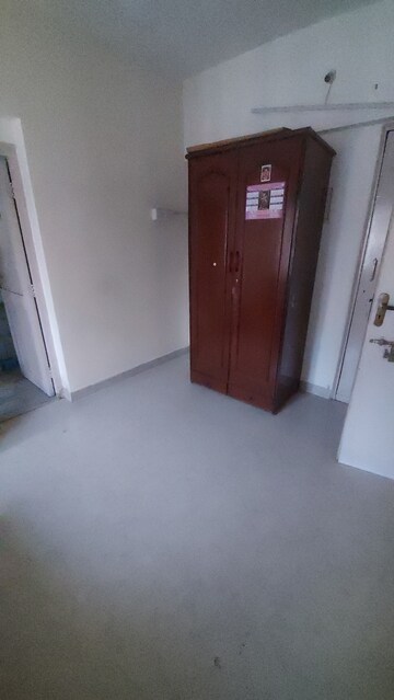 Room in 2 BHK Apartment at K Raheja Palm Court, Malad West – for Sale