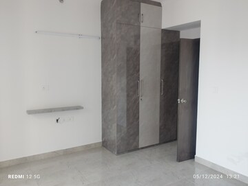Room in 4 BHK Apartment at ATS Le Grandiose, Sector 150 – for Rent