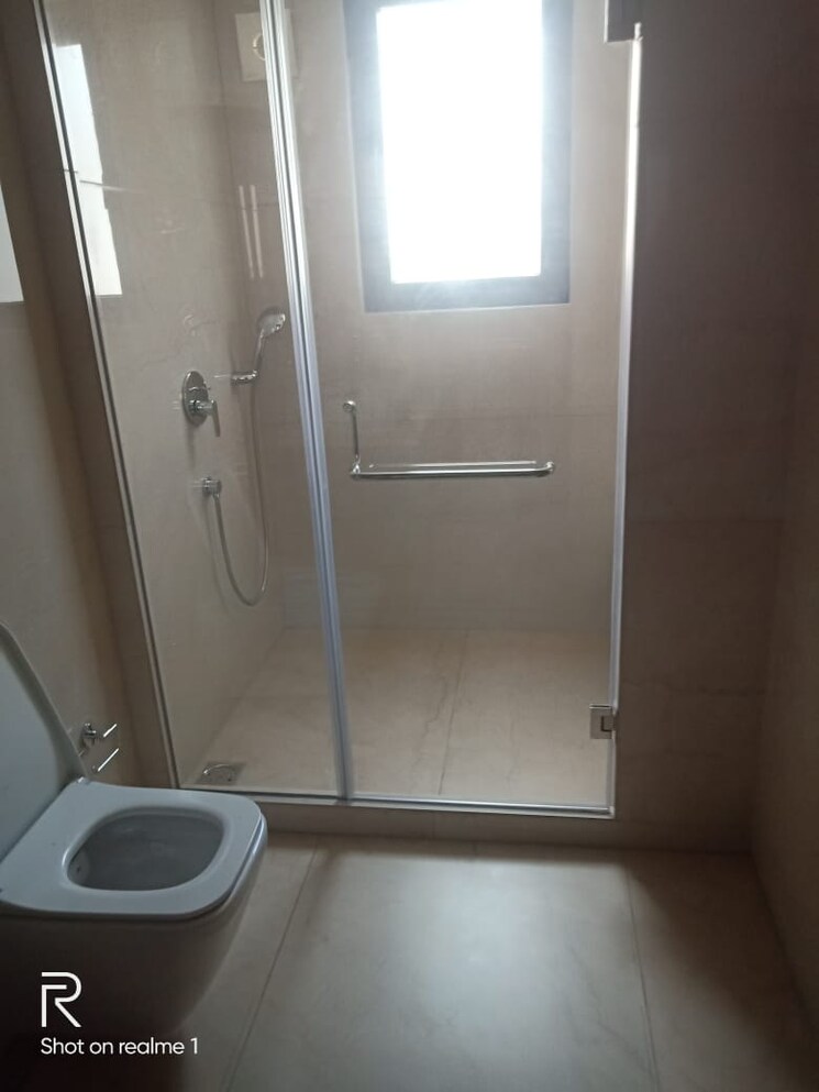 Bathroom, greater kailash ii 3 Bedroom 250 Sq.Yd. Builder Floor In Greater Kailash ii Delhi 7933716