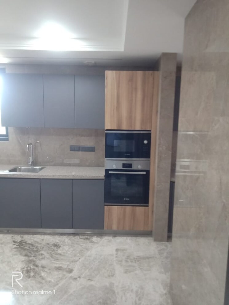 Kitchen, greater kailash ii 3 Bedroom 250 Sq.Yd. Builder Floor In Greater Kailash ii Delhi 7933716