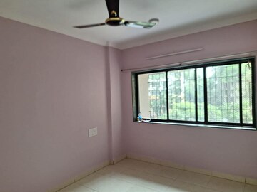 Room in 1 BHK Apartment at Tilak Nagar Building, Tilak Nagar – for Rent