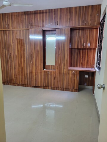 Room in 2.5 BHK Apartment at Provident Harmony, Thanisandra Main Road – for Rent