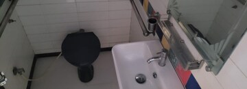 Attached Bathroom in 4 BHK Apartment at Bhumiraj Hermitage, Sanpada – for Sale