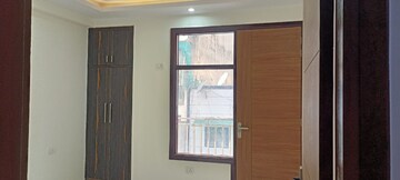 Room in 2 BHK Builder Floor at Chattarpur – for Rent