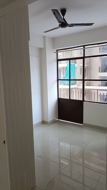 Room in 1 BHK Apartment at Signature Global Synera, Sector 81 – for Rent