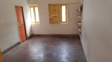 Room in 2 BHK Independent House at Jankipuram – for Rent