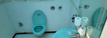Bathroom in 4 BHK Apartment at Bhumiraj Hermitage, Sanpada – for Sale