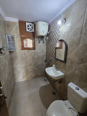 Attached Bathroom in 2 BHK Apartment at Sector 12 Dwarka – for Rent