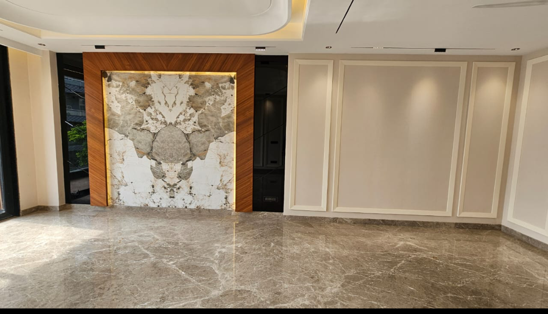 4 BHK + Pooja Room,Extra Room Builder Floor For Sale in Sushant Lok 2