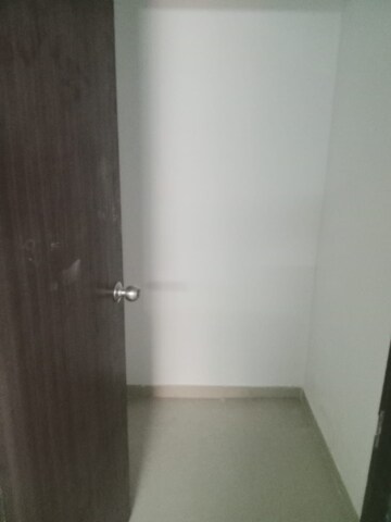 Room in 2 BHK Apartment at Lodha Palava City, Dombivli East – for Rent