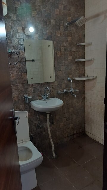 Bathroom in 1 BHK Builder Floor at Ansal Sushant Lok I, Sector 43 – for Rent