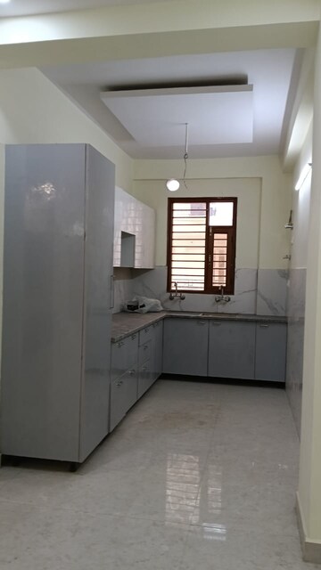 Kitchen in 3 BHK Builder Floor at RPS Palm Drive, Sector 88 – for Rent