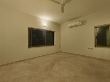 Room in 3 BHK Apartment at Banjara Hills – for Rent