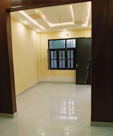 Room in 2 BHK Villa at Aliganj – for Rent