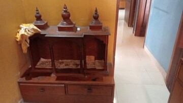 Furnished Amenities in 2.5 BHK Apartment at Lokhandwala Sapphire Heights, Kandivali East – for Sale