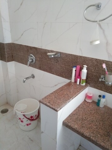 Bathroom in 2 BHK Apartment at Alkapuri – for Rent
