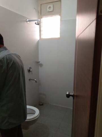 Bathroom in 2 BHK Apartment at Alkapuri – for Rent