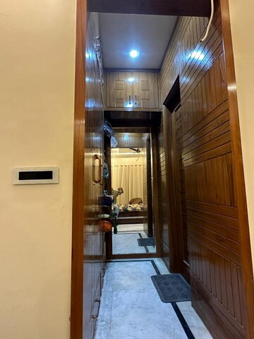 Staircase in 3.5 BHK Apartment at Trishla City, Patiala Road – for Rent