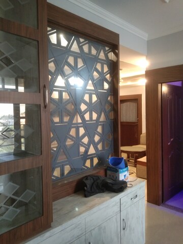 Living Room in 2 BHK Apartment at Alkapuri – for Rent