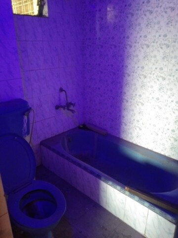 Bathroom in 2 BHK Apartment at Alkapuri – for Rent