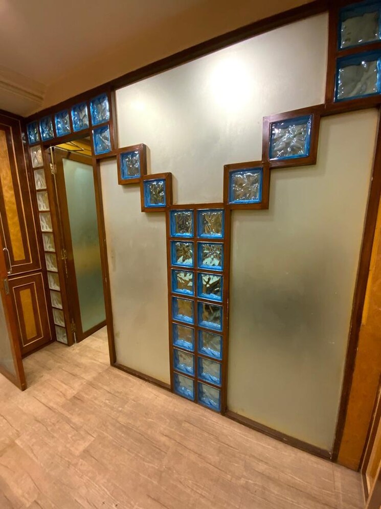 Team Area, park street Commercial Office Space 1000 Sq.Ft. In Park Street Kolkata 7934565