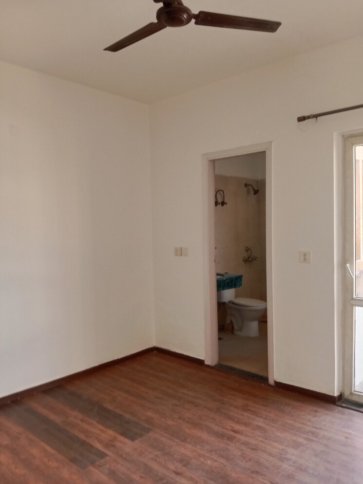 Master Bedroom, rps-savana 2.5 Bedroom 1450 Sq.Ft. Apartment In Sector 88 Faridabad 7934589