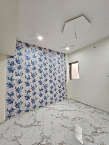 Room in 1.5 BHK Independent House at Bhawrasla – for Sale