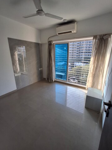 Master Bedroom in 2 BHK Apartment at Chembur – for Rent