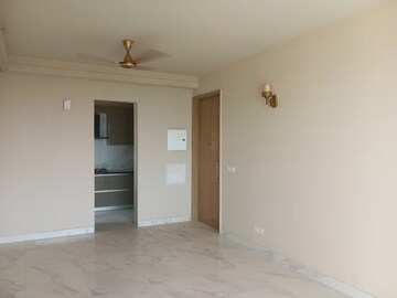 Room in 3 BHK Apartment at Emaar Emerald Estate, Sector 65 – for Sale