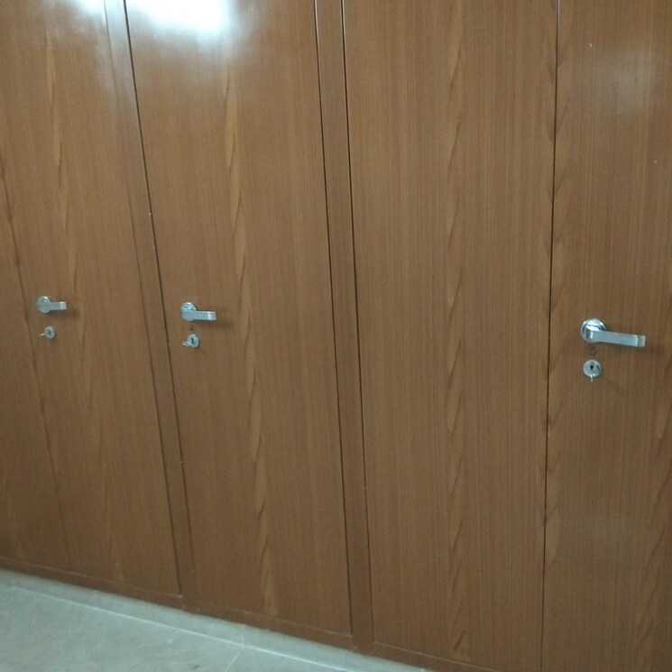 undefined, sector 52 6 Bedroom 200 Sq.Mt. Independent House In Sector 52 Noida 7934678