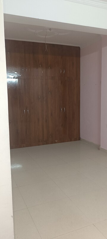 Room in 2 BHK Builder Floor at Indira Nagar – for Rent