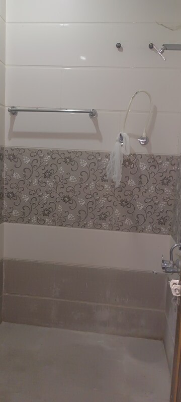 Bathroom in 2 BHK Builder Floor at Indira Nagar – for Rent